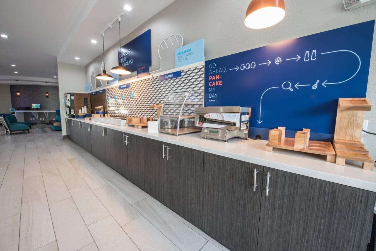 Holiday Inn Express & Suites Houston - Hobby Airport Area By Ihg Exteriör bild